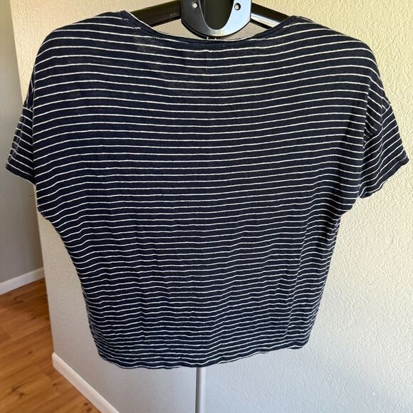 Chico's 100% Linen Boat Striped Cropped Nautical Flowy Boxy Summer Top Size M - Picture 4 of 4